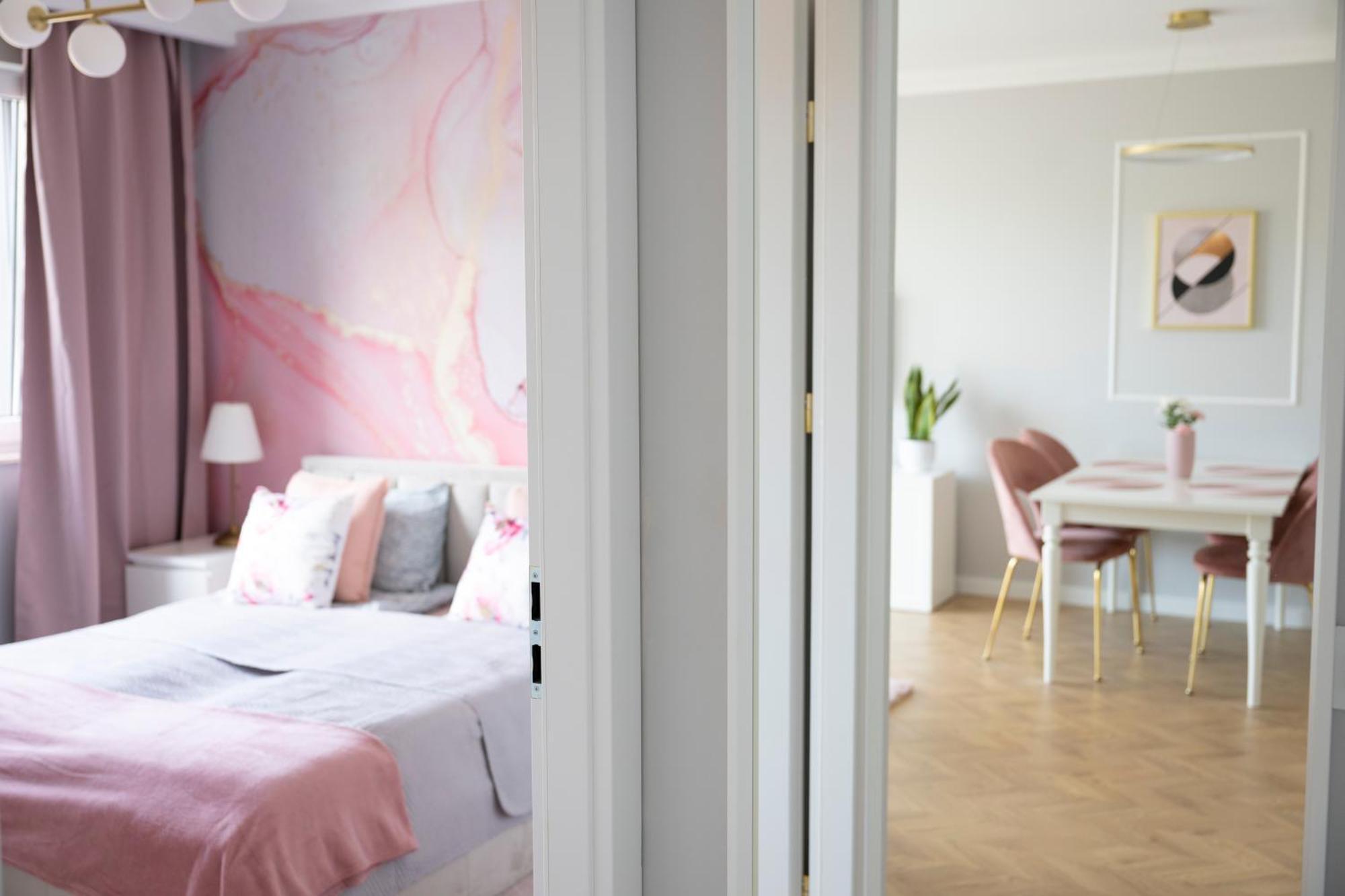 Apartamenty Deluxe 格但斯克 外观 照片